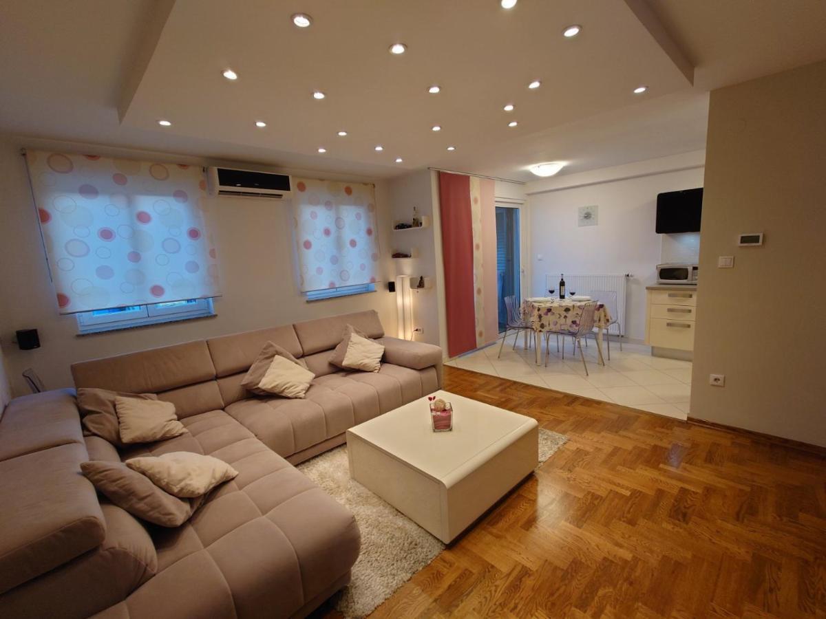 Apartamento Apartman Mare Nostrum**** Rijeka Exterior foto